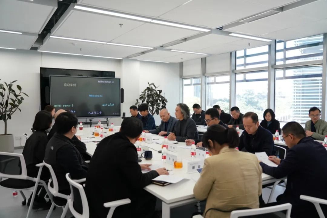当前，广州美术学院湾区创新学院（佛山）正处于入驻筹备、奋力实现高质量发展的关键时期。3月12日至15日，由广州美术学院副院长、佛山校区管委会主任蔡拥华带队，佛山校区管委会、党政办公室、党委组织部、人事处、教务处、科研创作处、研究生院、发展规划与学科建设办公室、计划财务处、后勤管理处、信息技术中心等部门负责人及管委会办公室工作人员一行赴哈尔滨工业大学深圳国际设计学院、北京师范大学珠海校区，以及香港科技大学（广州）计算媒体与艺术学域开展深入调研，进一步细化完善湾区创新学院（佛山）的建设方案，助力学校实现高质量发展。